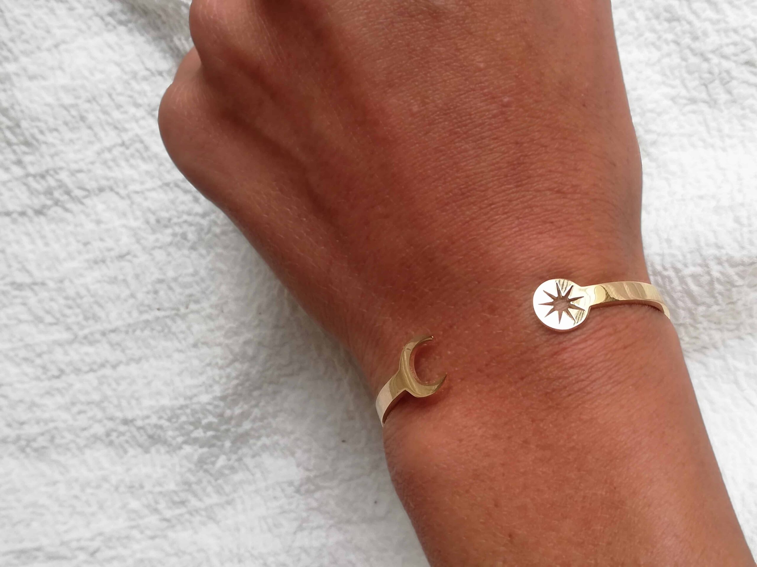 bracelet-soleil-lune-or bracelet soleil lune or