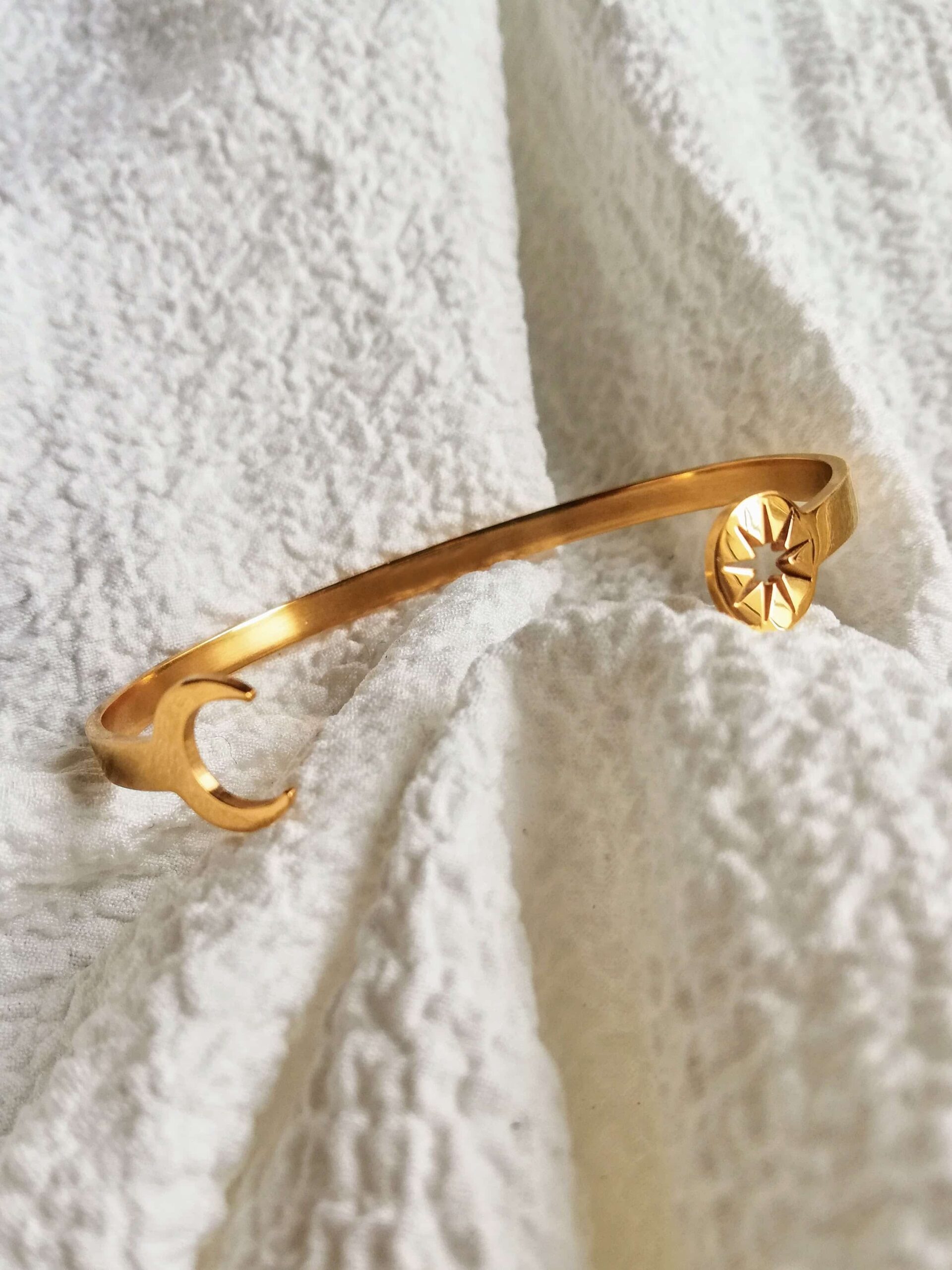 bracelet-soleil-lune-or bracelet soleil lune or