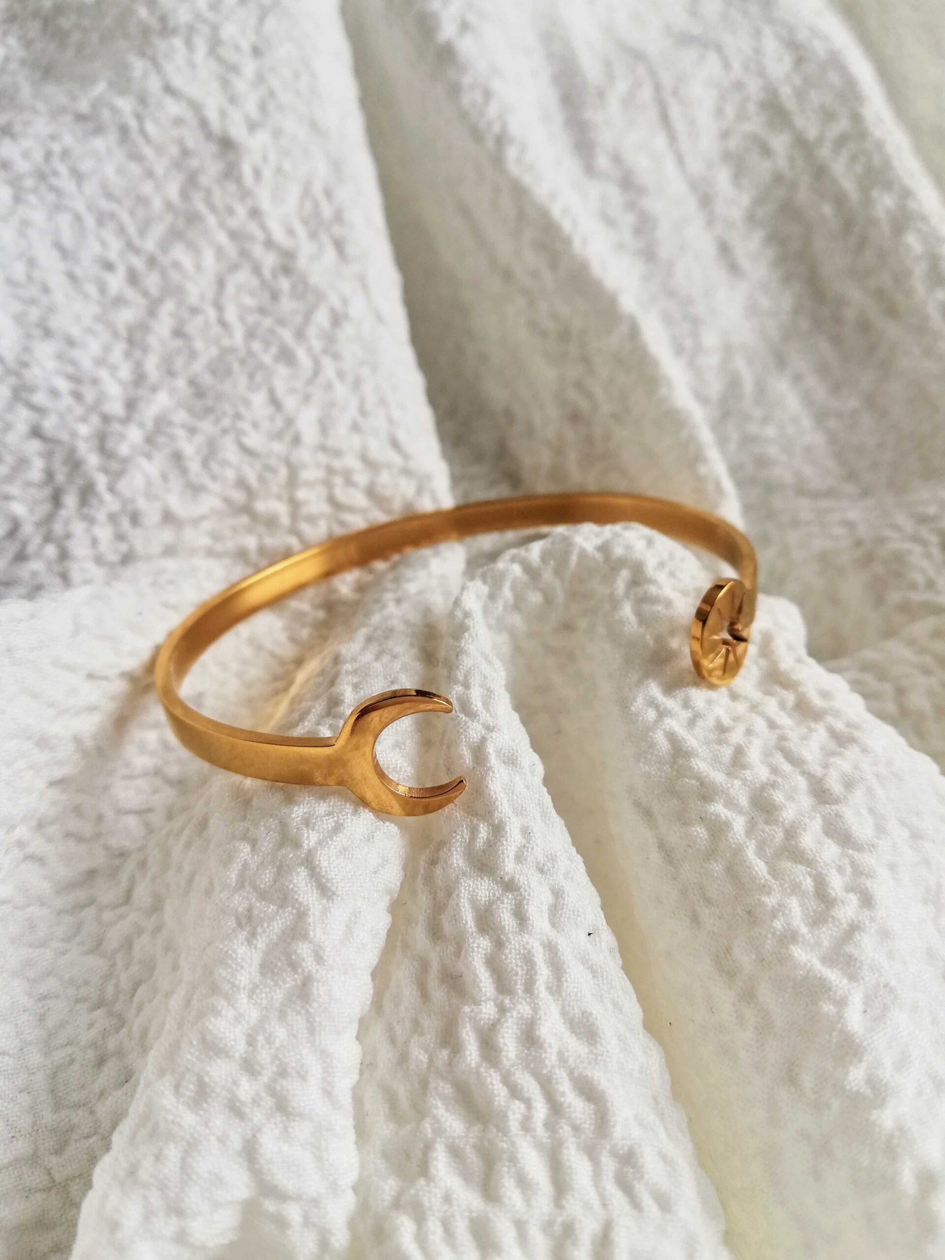 bracelet-soleil-lune-or bracelet soleil lune or