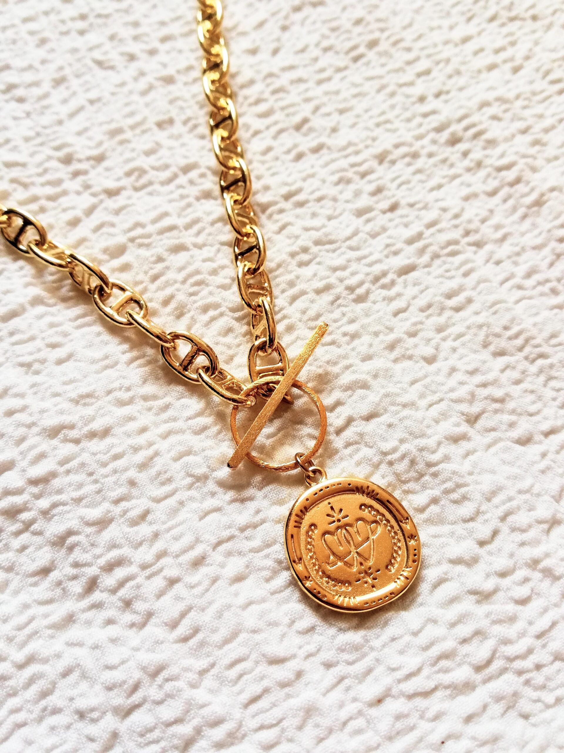 IMG_20220510_103621 collier medaille or