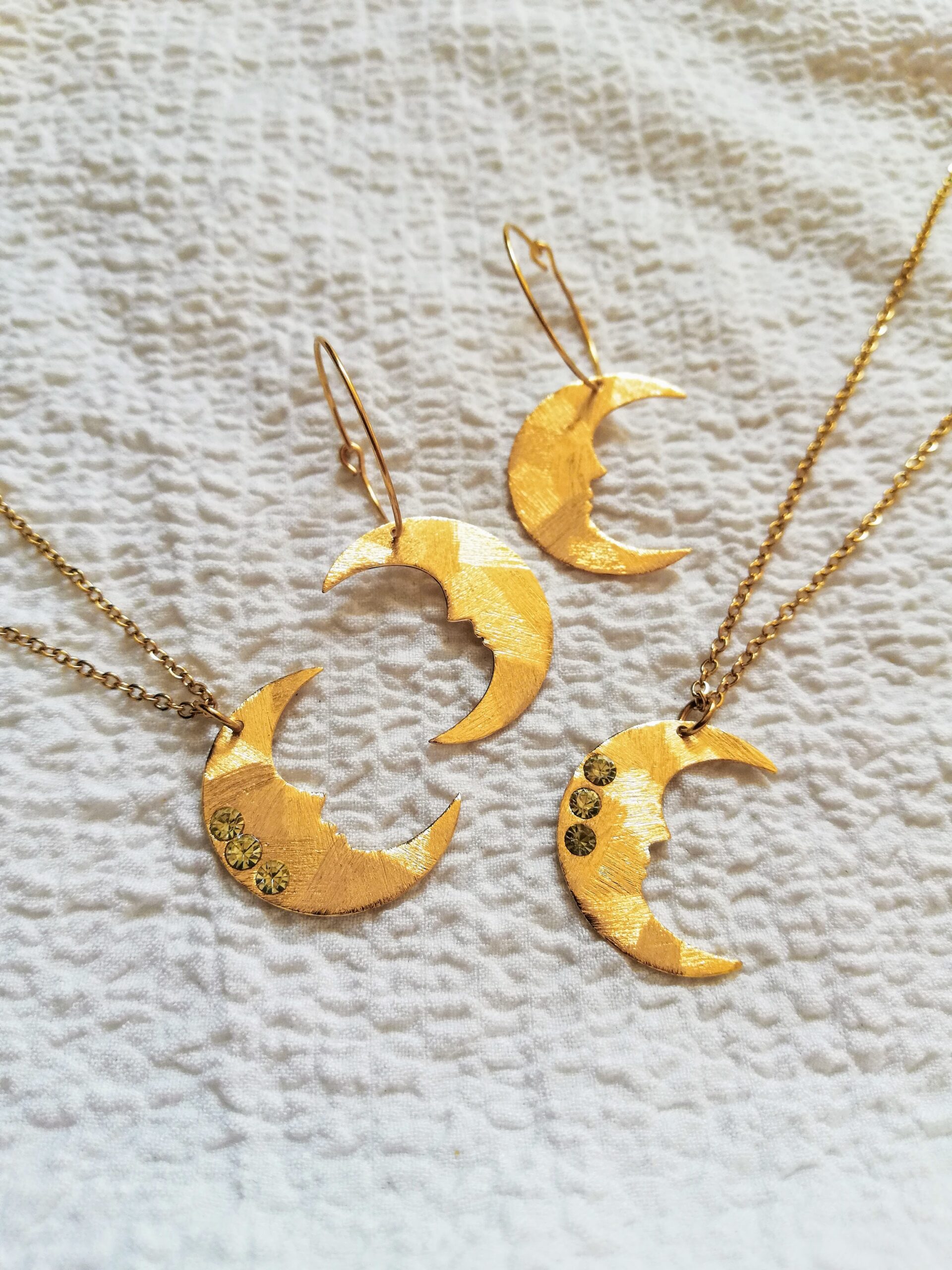 IMG_20220510_110442 collier lune or