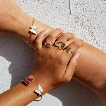 bracelet papillon femme or nacre  bague fine or rose pierres et bague coeur