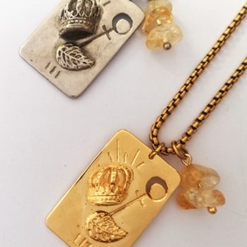 collier carte de tarot l'impératrice en or ou argent