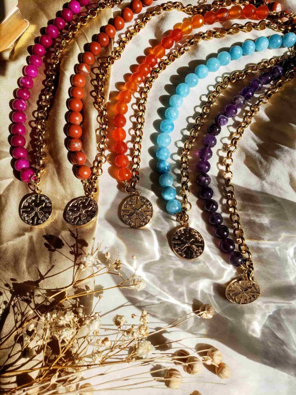 collier pierres multicolores naturelles